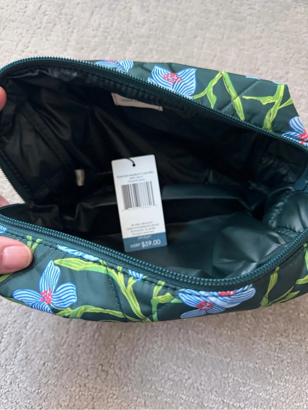 NWT Vera Bradley Essential Medium Lightweight Cosmetic Case in Charlotte Stems